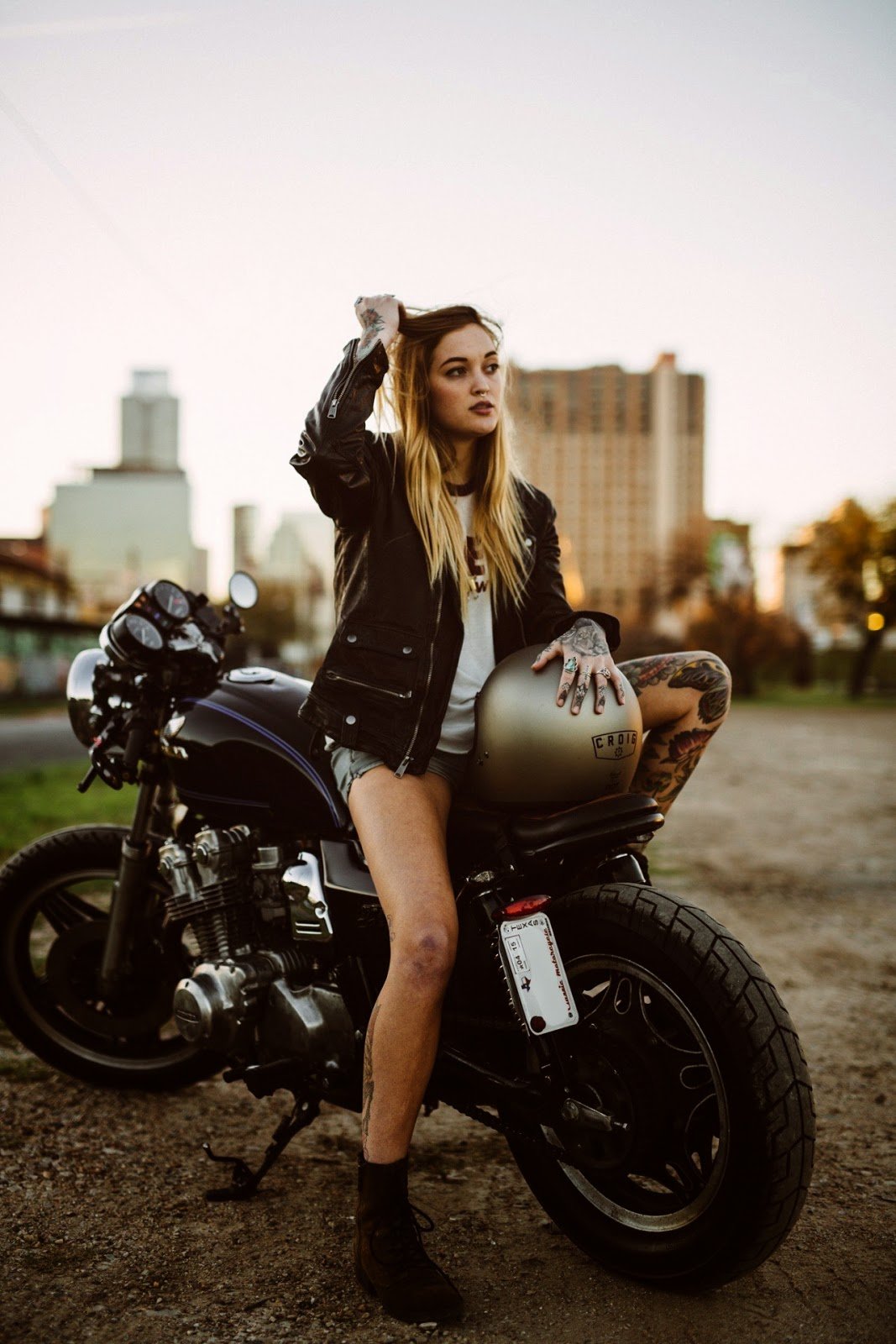 Beautiful girls and bikes in Deyan