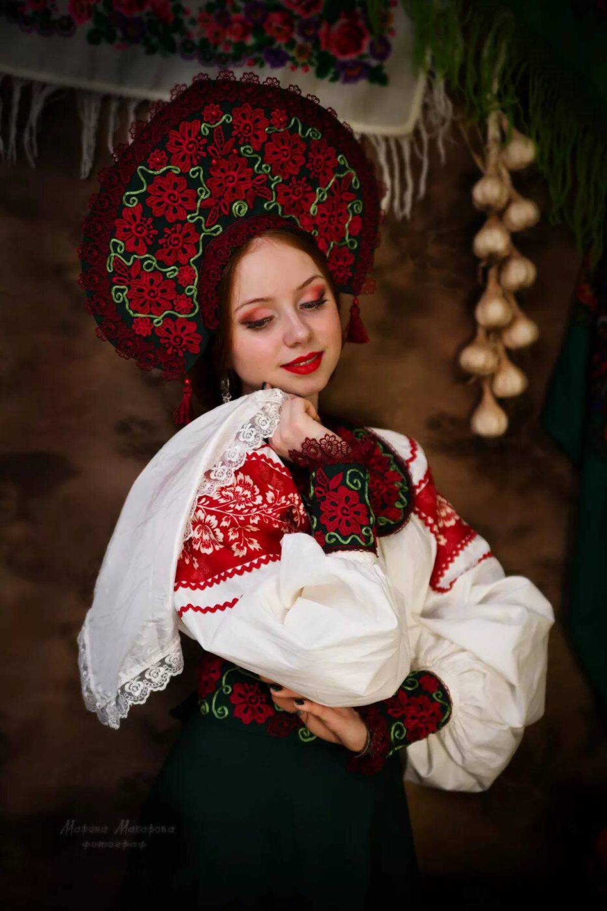 Women in Slavic costumes underwear in Deyan